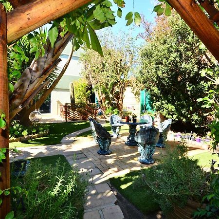 Secret Garden Guesthouse Блуберґстранд Екстер'єр фото