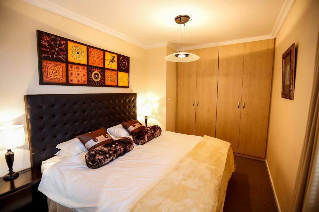 Secret Garden Guesthouse Блуберґстранд Номер фото