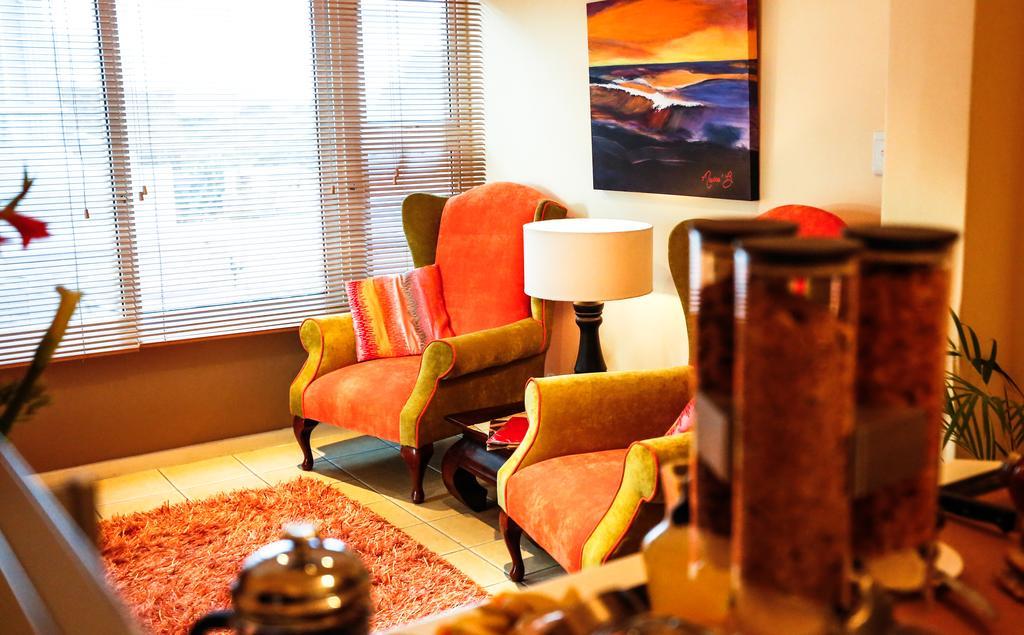 Secret Garden Guesthouse Блуберґстранд Номер фото