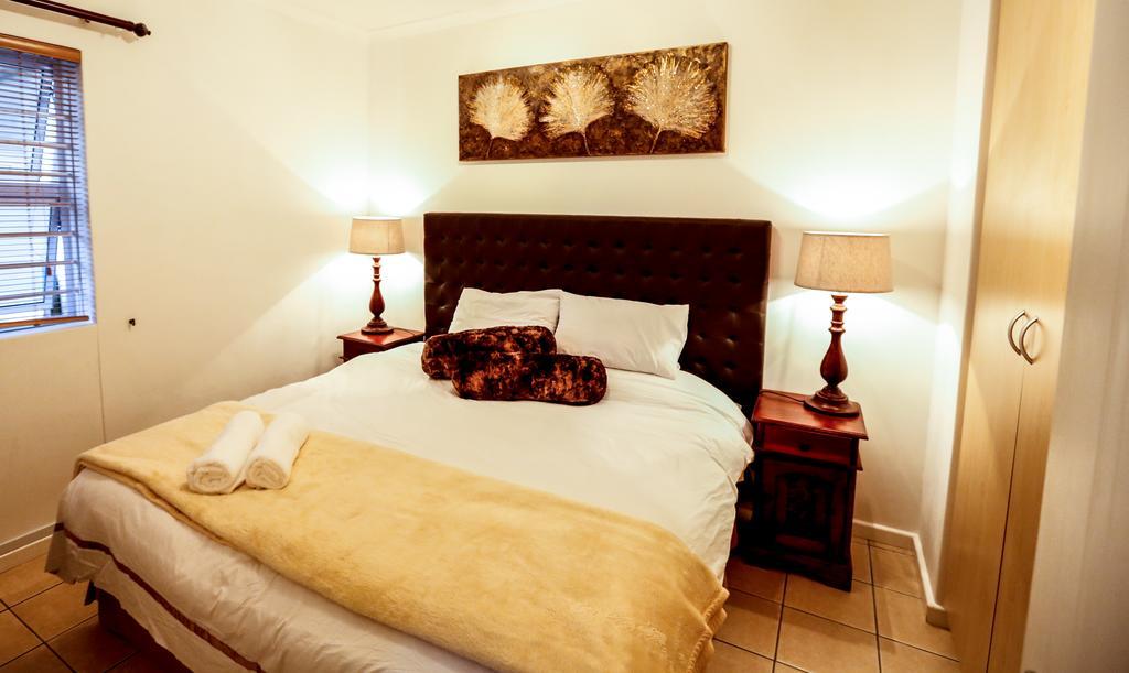 Secret Garden Guesthouse Блуберґстранд Номер фото