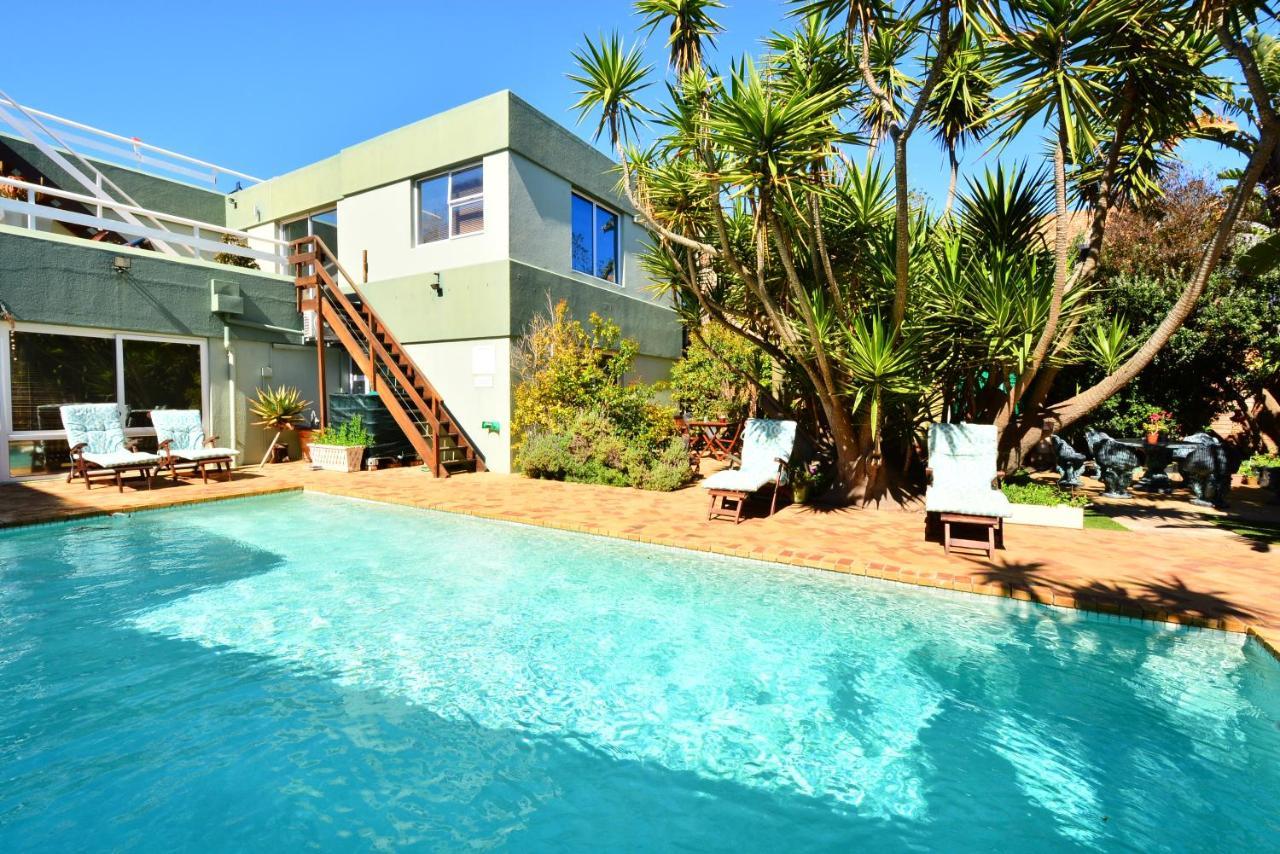 Secret Garden Guesthouse Блуберґстранд Екстер'єр фото